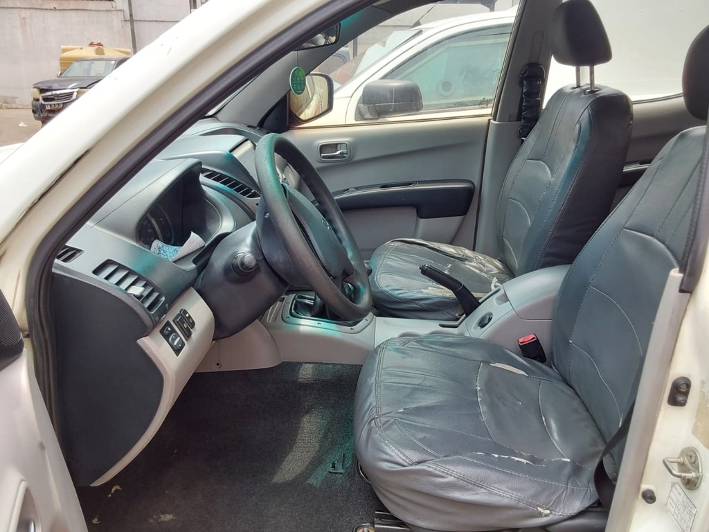 Mitsubishi L200 | LD-99-88-GK